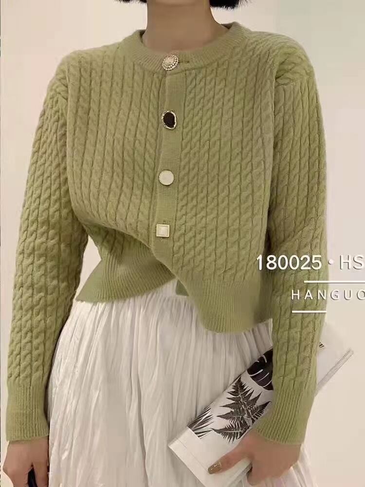 ランダムボタンニット　AJ66123-9341