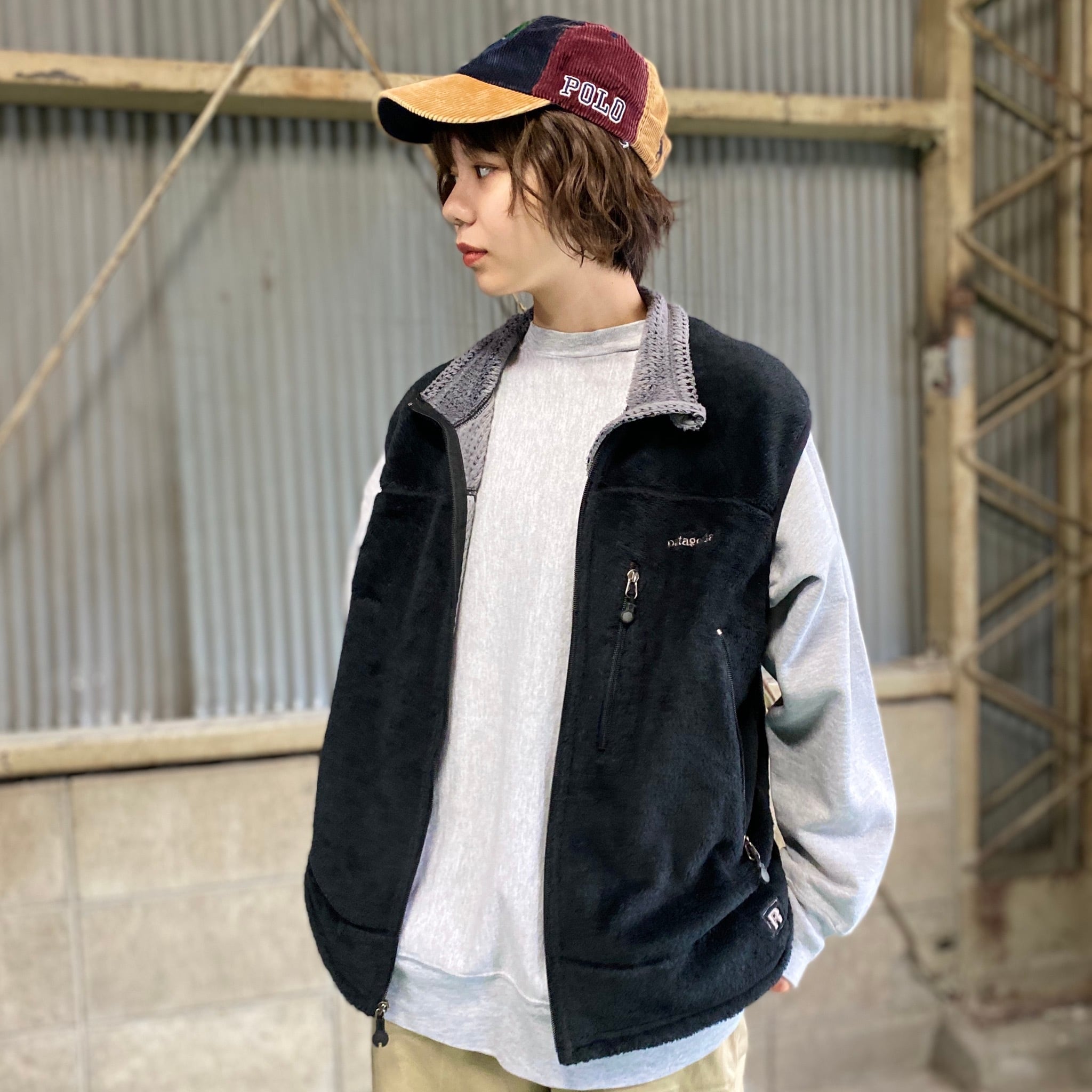 •06 USA Patagonia R4 ブラック レギュレーションフリース