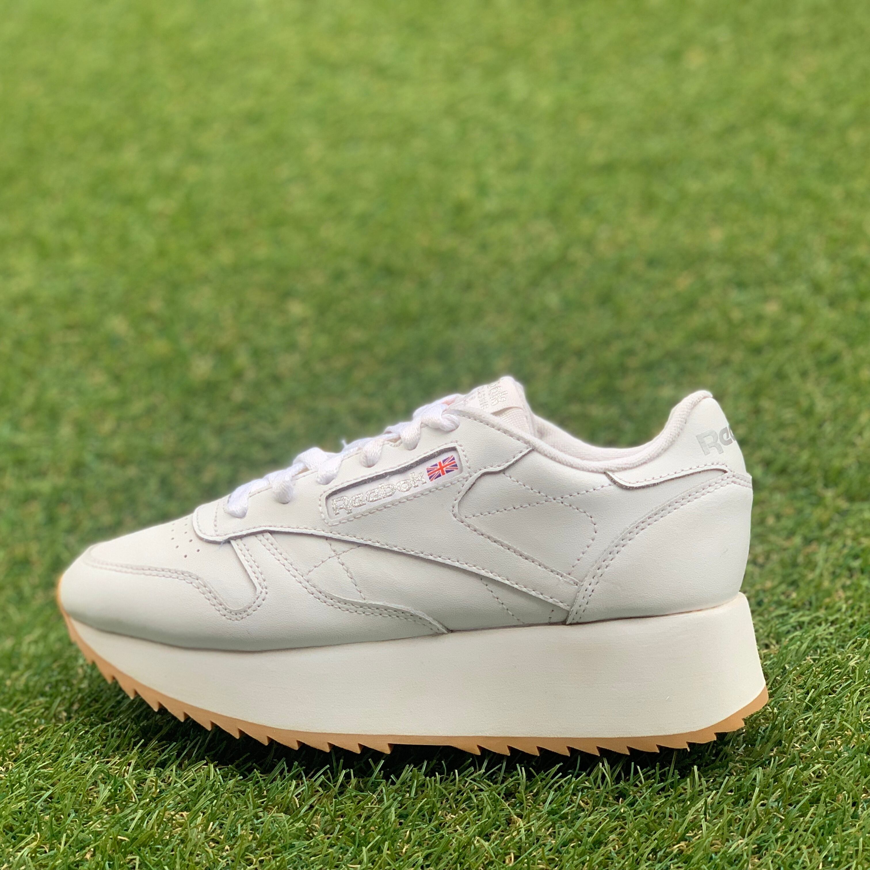 Reebok×emmi CLASSIC LEATHER リーボック×エミ クラシックレザー C901