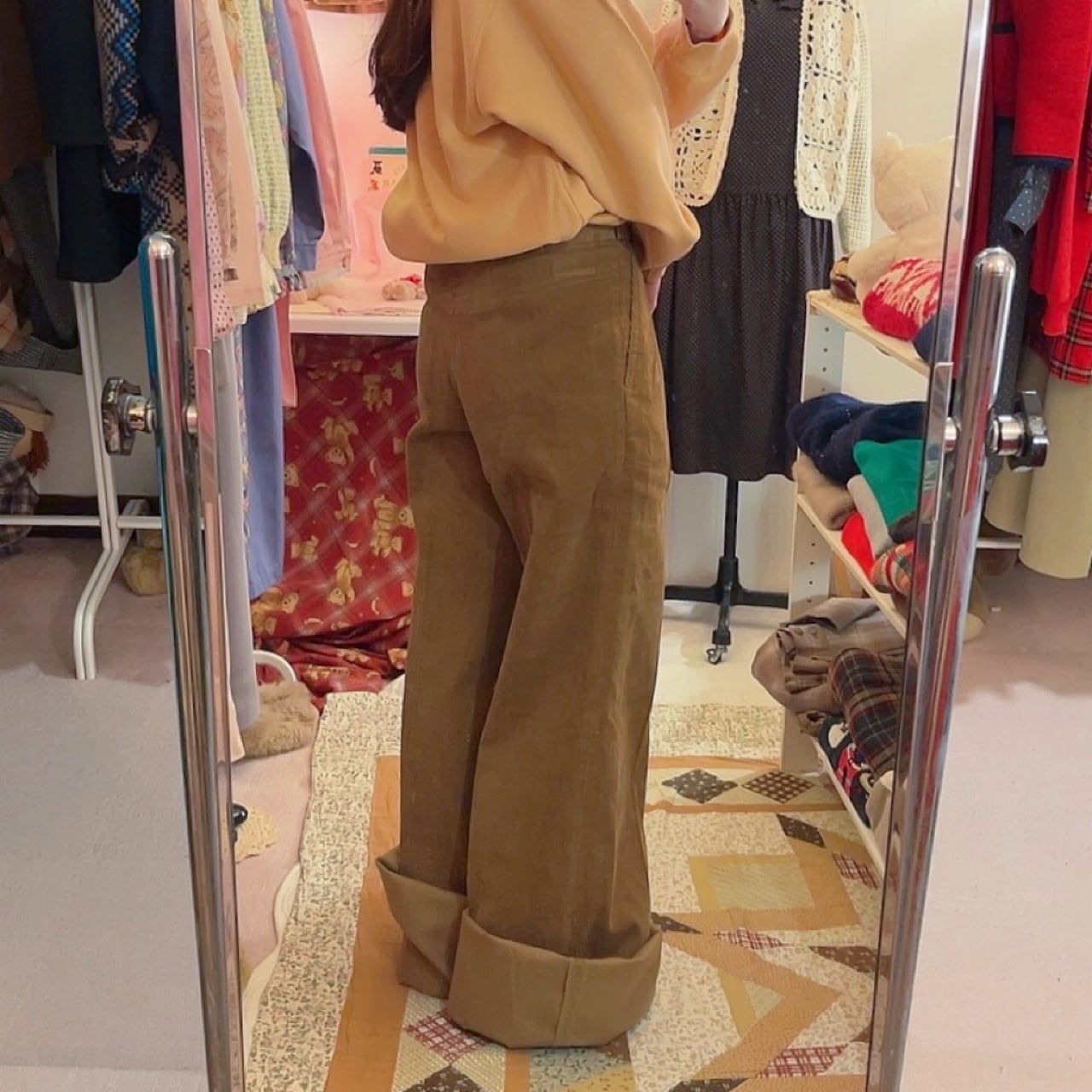 brown corduroy wide pants