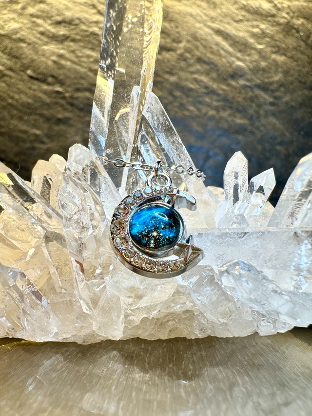 Earth Orbit Necklace｜唯一無二の引力で結ばれる地球の軌道【恋愛運・対人運アップ】