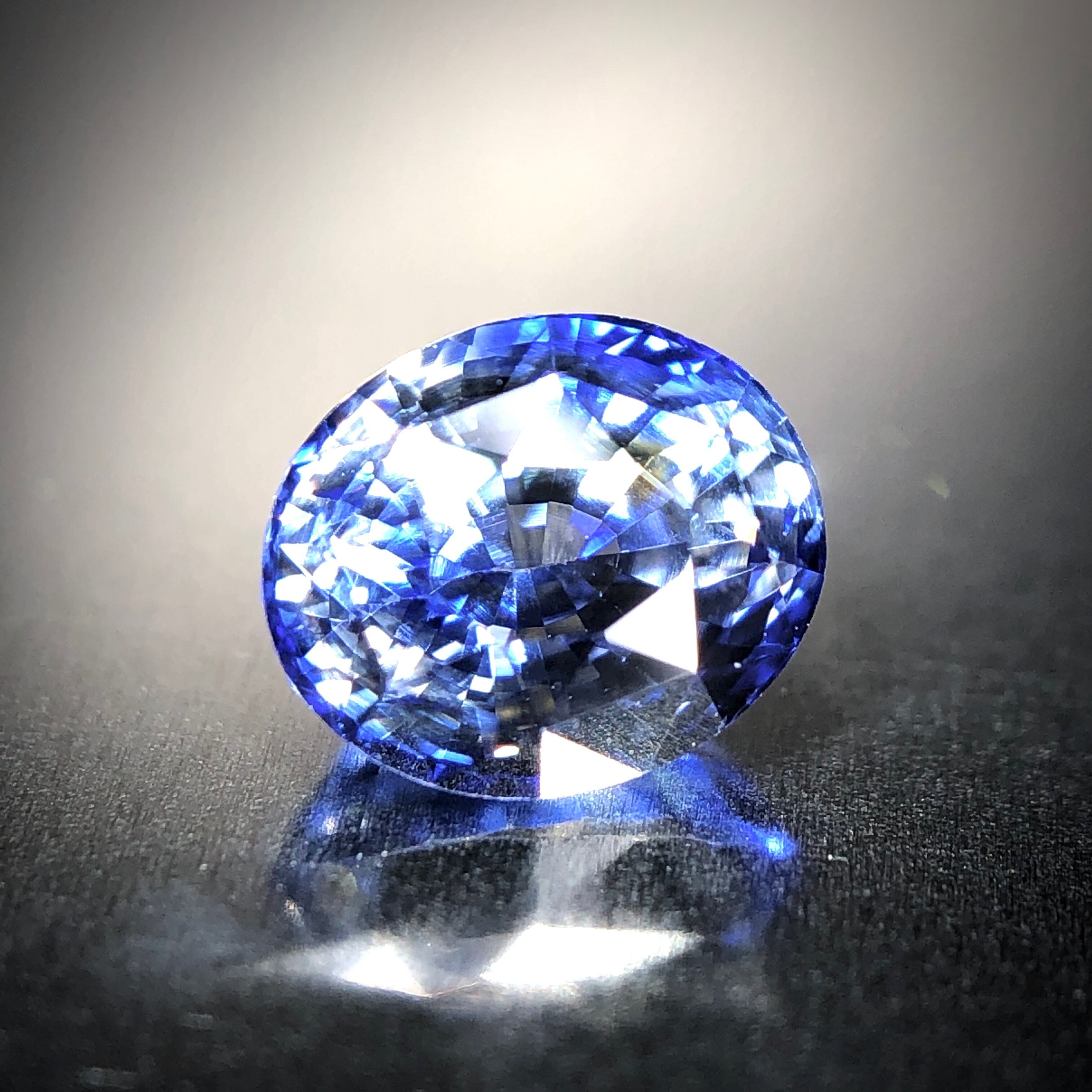 Bicolor Sapphire バイカラーサファイア | Frederick's Gems&Jewelry