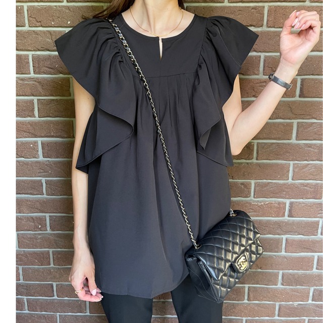 ◆予約◆ビッグフリルトップス（ご注文から1-2週間程でお届け）