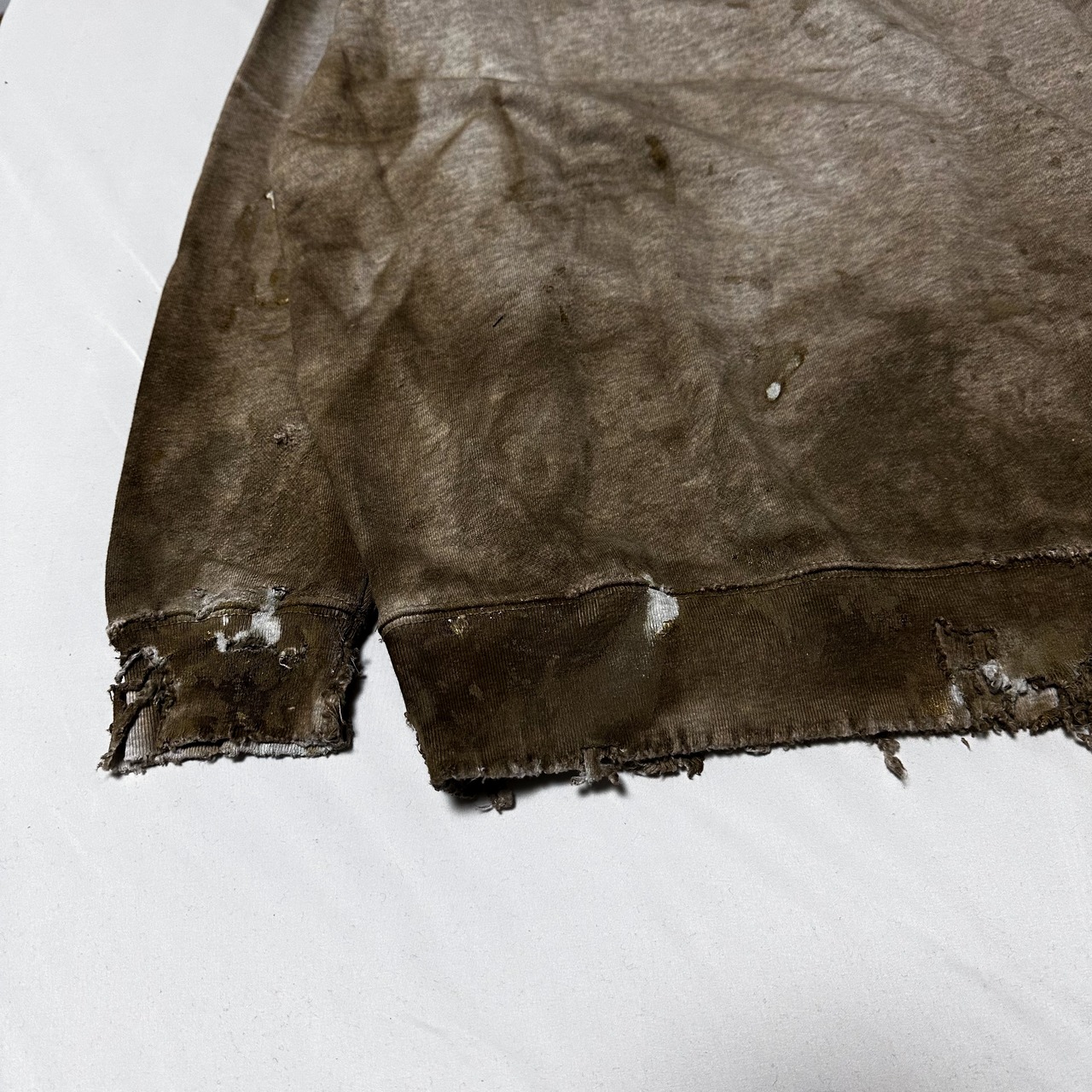 UNFINISHED GO OUT OF FASHION24127