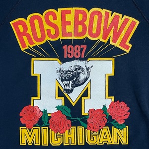 【BASSETT WALKER】80s USA製 カレッジ ミシガン大学 フットボール ローズボウル Michigan プリント アーチロゴ スウェット トレーナー プルオーバー M ラグラン オールド ビンテージ バセットウォーカー US古着