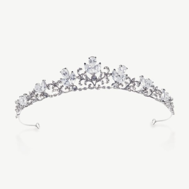 【レンタル】Ivory & Co. アイボリー・アンド・コー Eternal Love エターナル ラブ ブライダルティアラ ジルコニア クリスタル クリスタル シルバー 結婚式 アクセサリー (IC-T26-R)