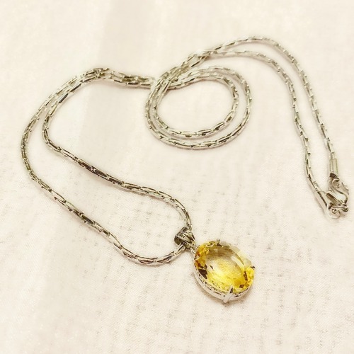 citrine stone-necklace