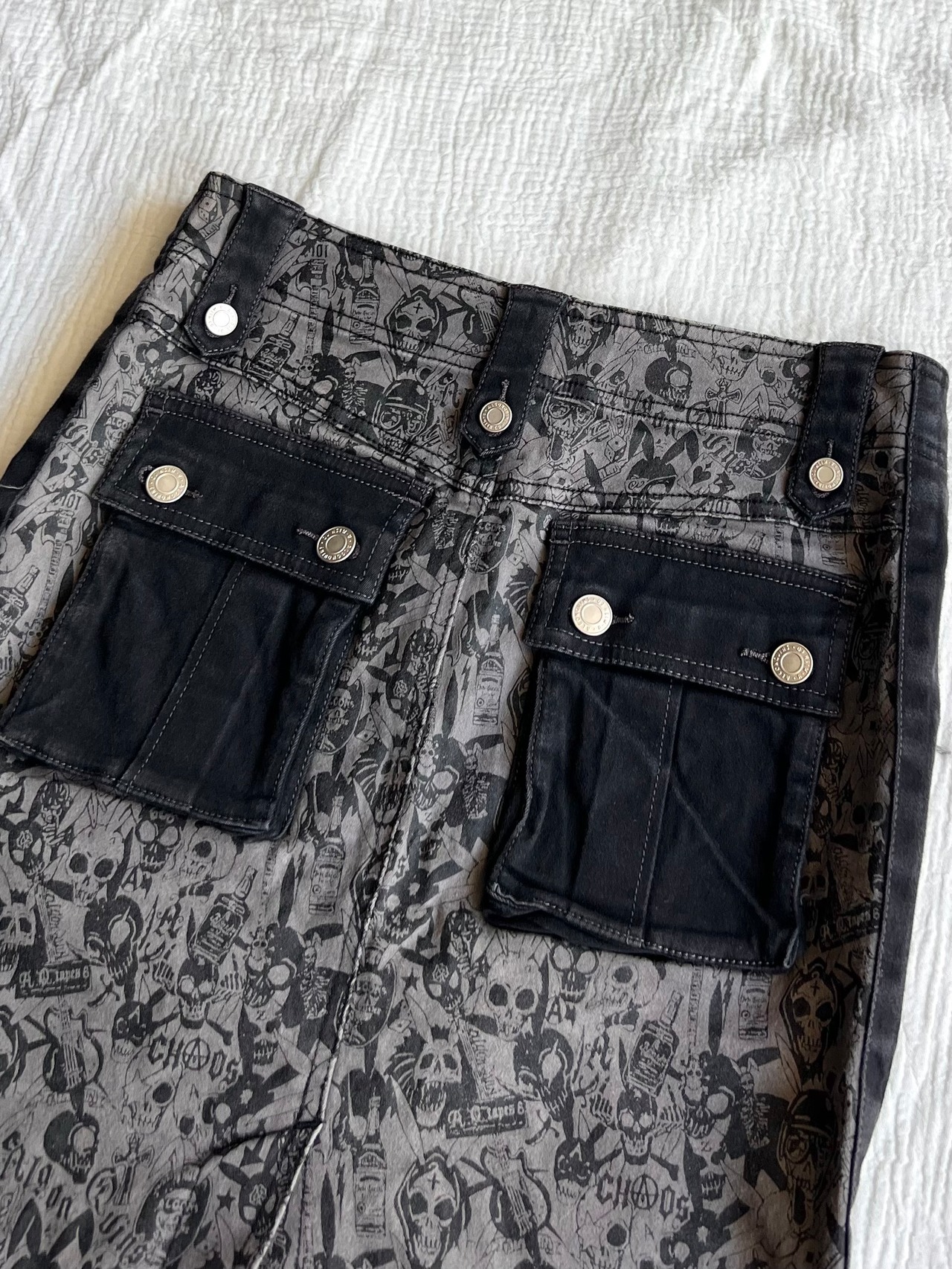 "Algonquins" Gimmick Pocket Tight Skirt