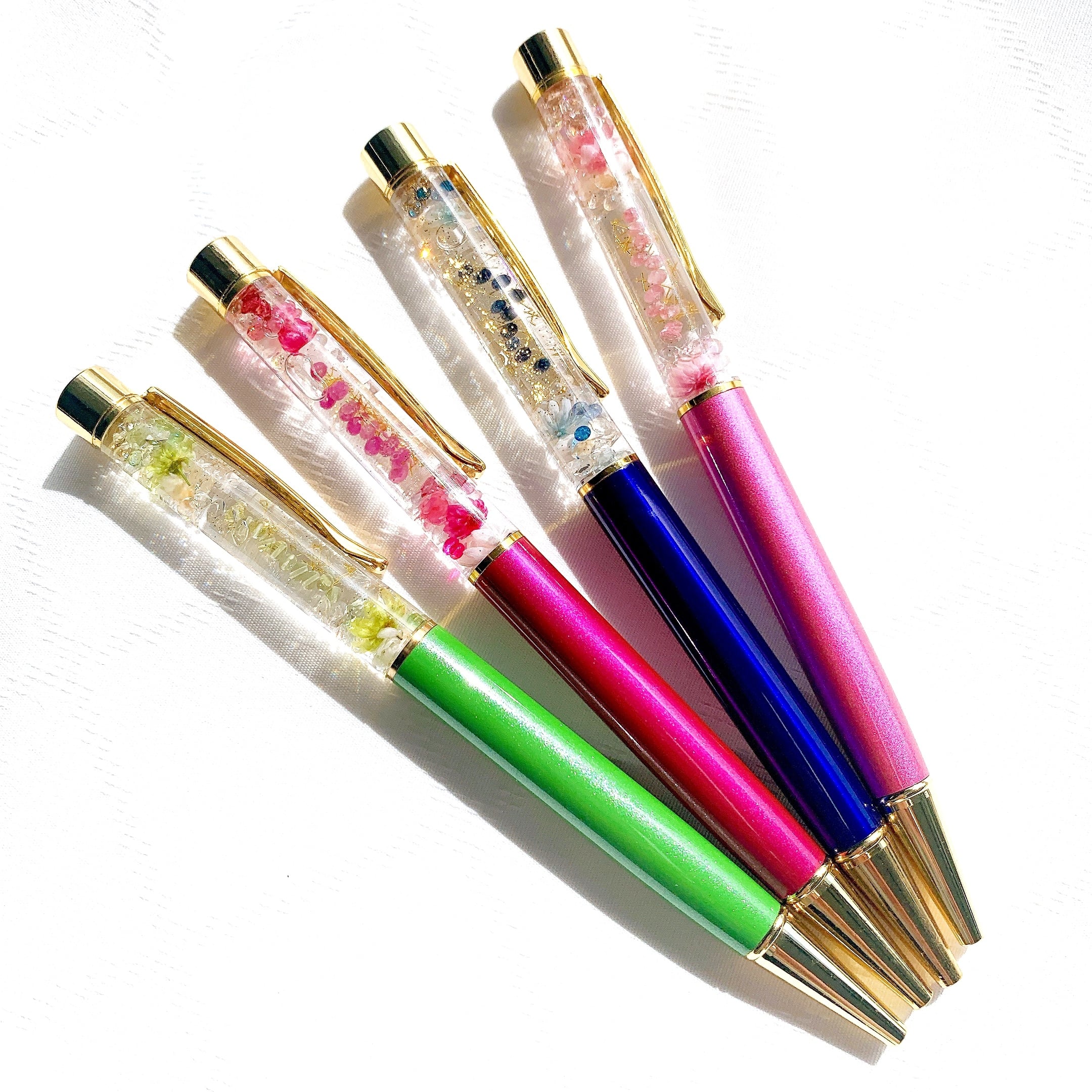 9月 誕生石 サファイア】天然石のハーバリウムボールペン 替え芯付き