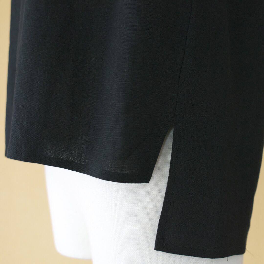 atelier naruse アトリエナルセ リネンVネックシャツ・ブラック