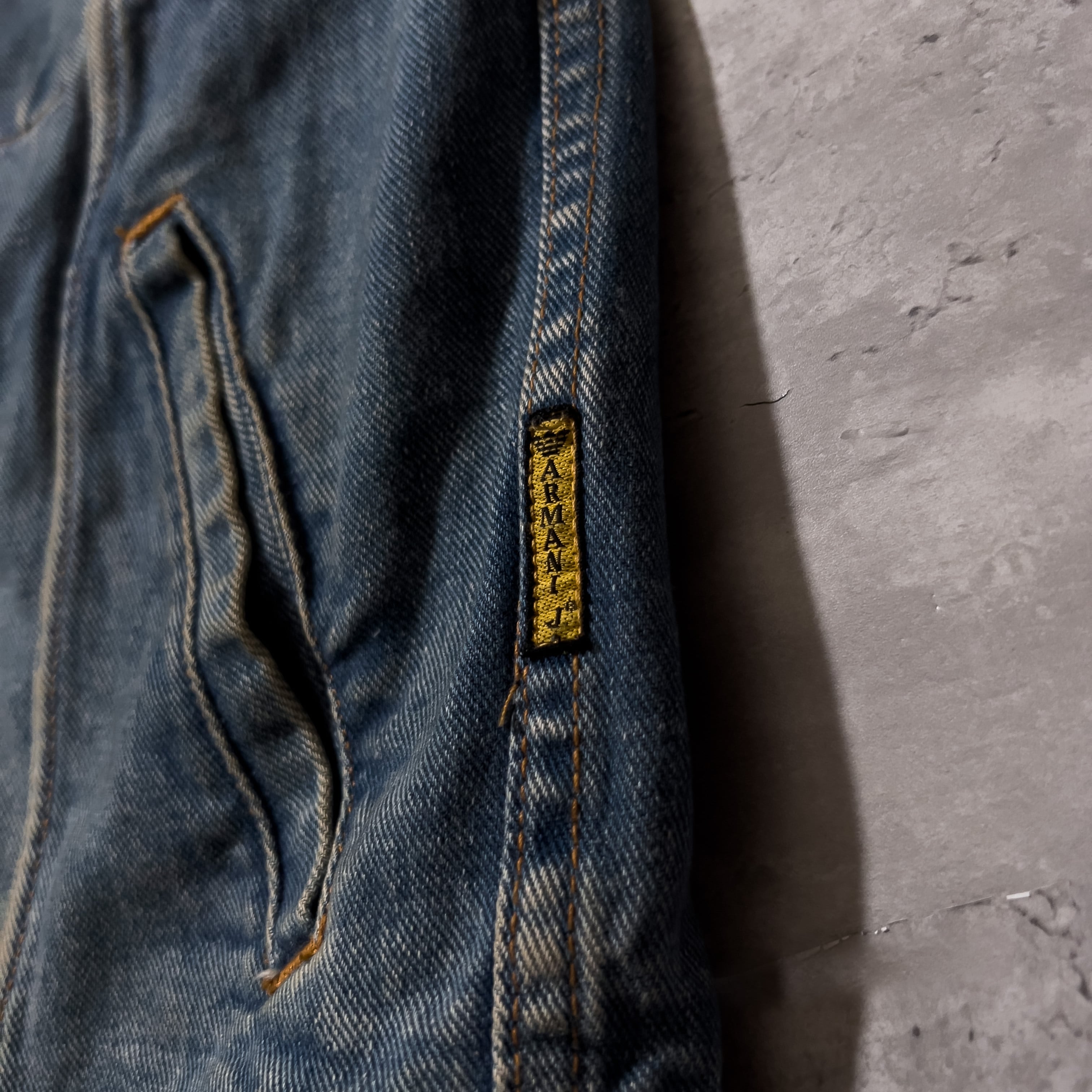 90s “ARMANI jeans” denim jacket made in Hong Kong 90年代