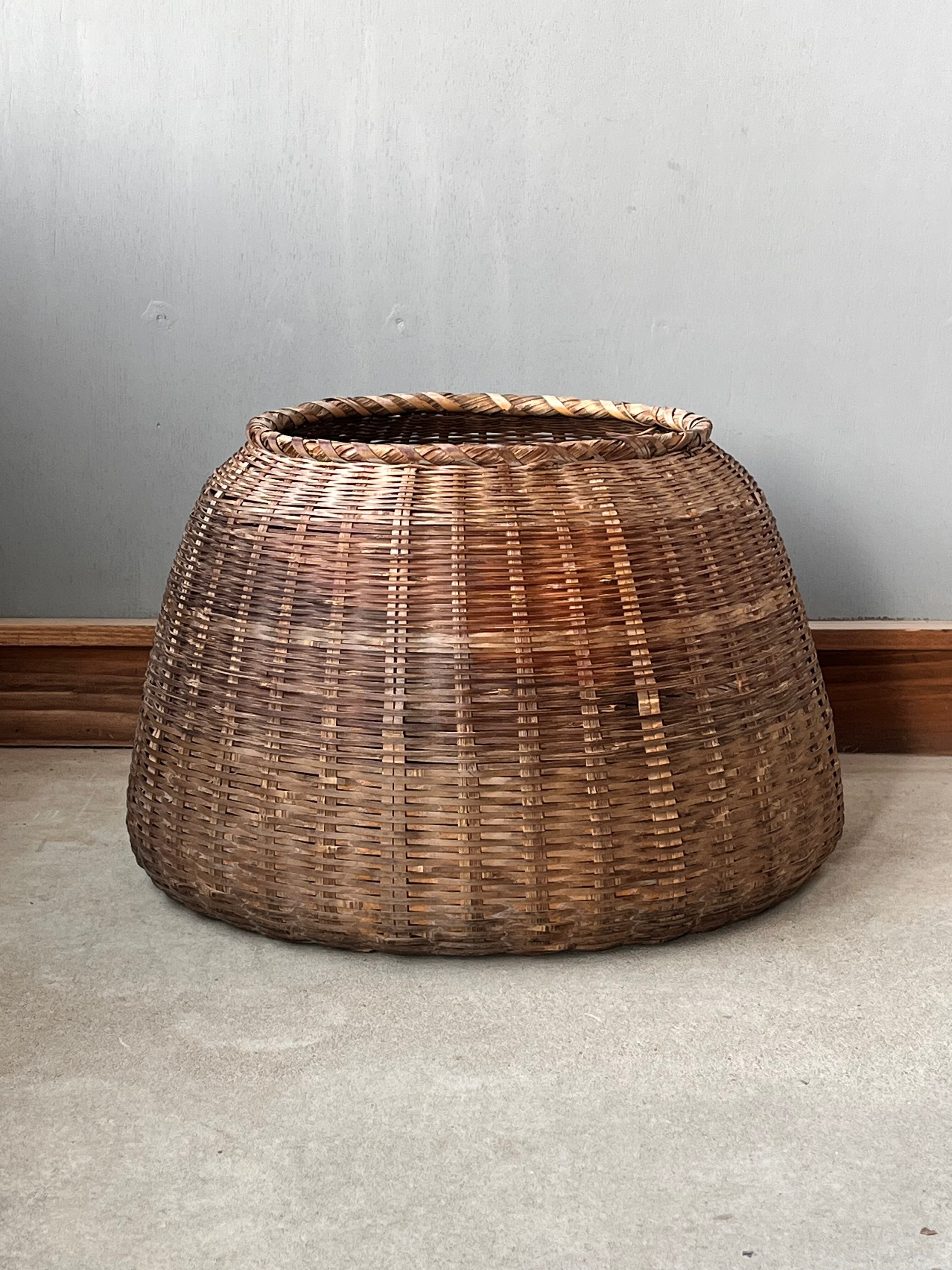 大きな魚籠 | Legacy Market［レガシーマーケット］｜古道具・古家具の販売