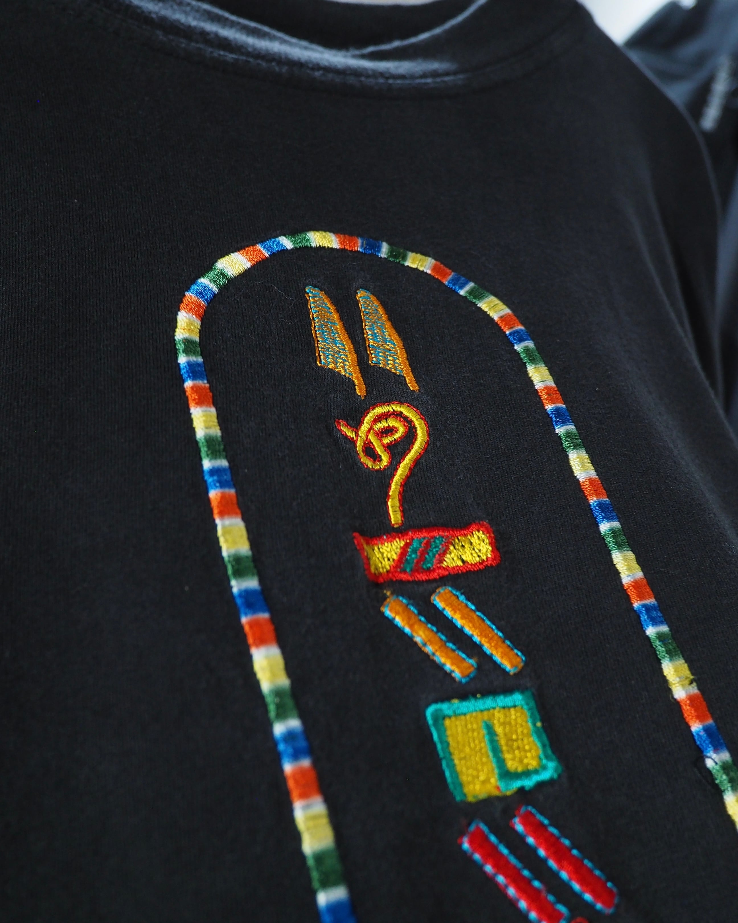 ” エジプト神聖文字 - EGYPTIAN HIEROGLYPHS ” Embroidery Black SS Tee