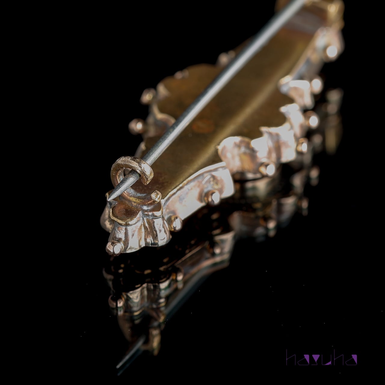 英国ビンテージ 9Kゴールド　 シードパールのブローチ 英国ヴィンテージ 1940年前後頃 9ctゴールド 天然ターコイズと天然