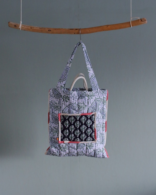 Block quilt tote. [GRN ＆NVY]