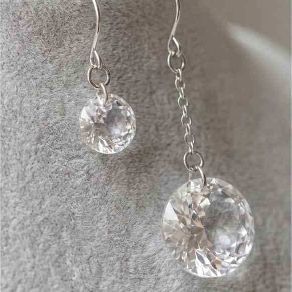 水晶　オクタゴンカット　上穴あり 8㎜　 550円／粒　4粒から　｜K0094
