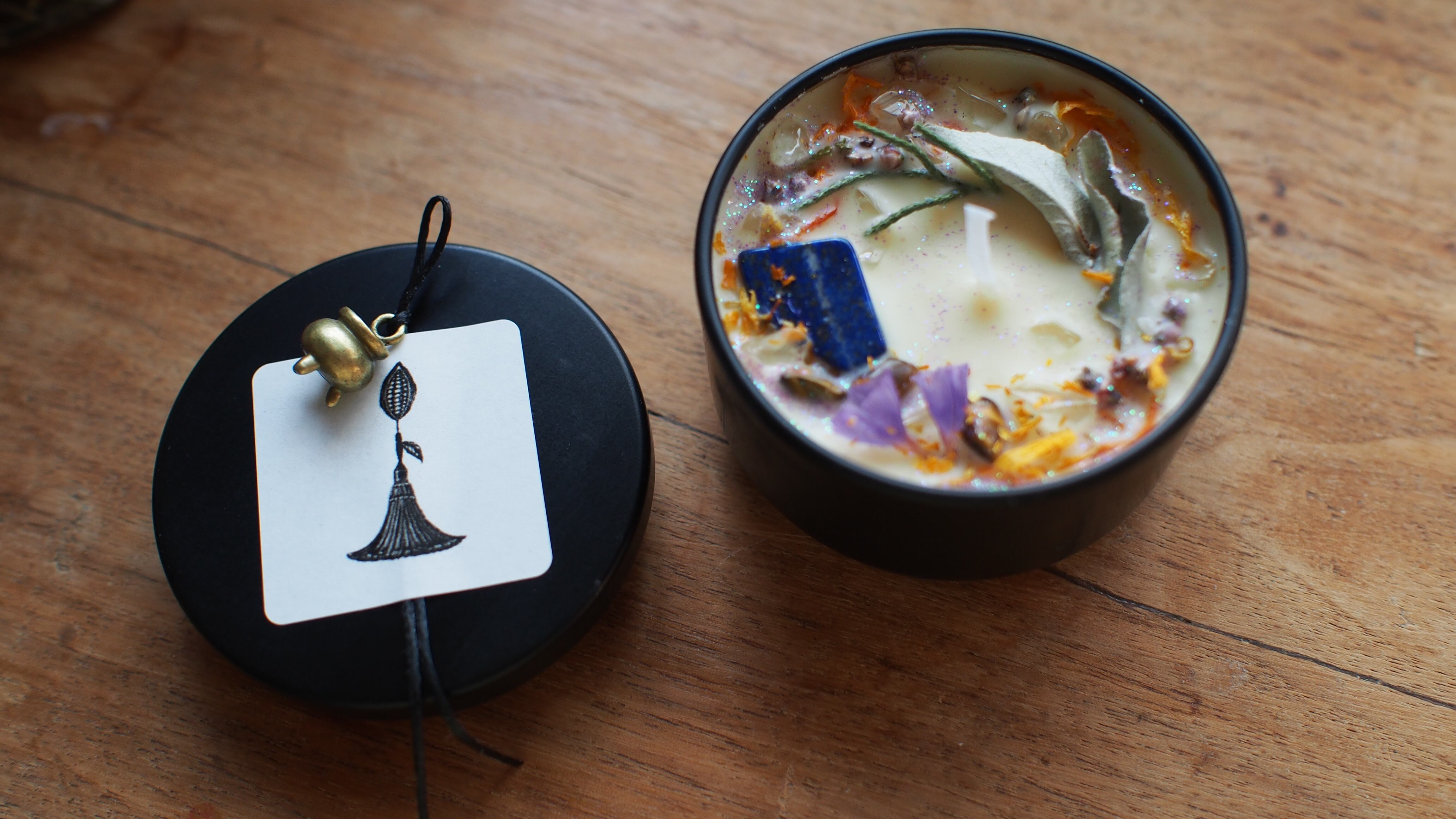 カカオバターのキャンドル・Cacao butter candle TARA Serendip Magical Healing Sweets