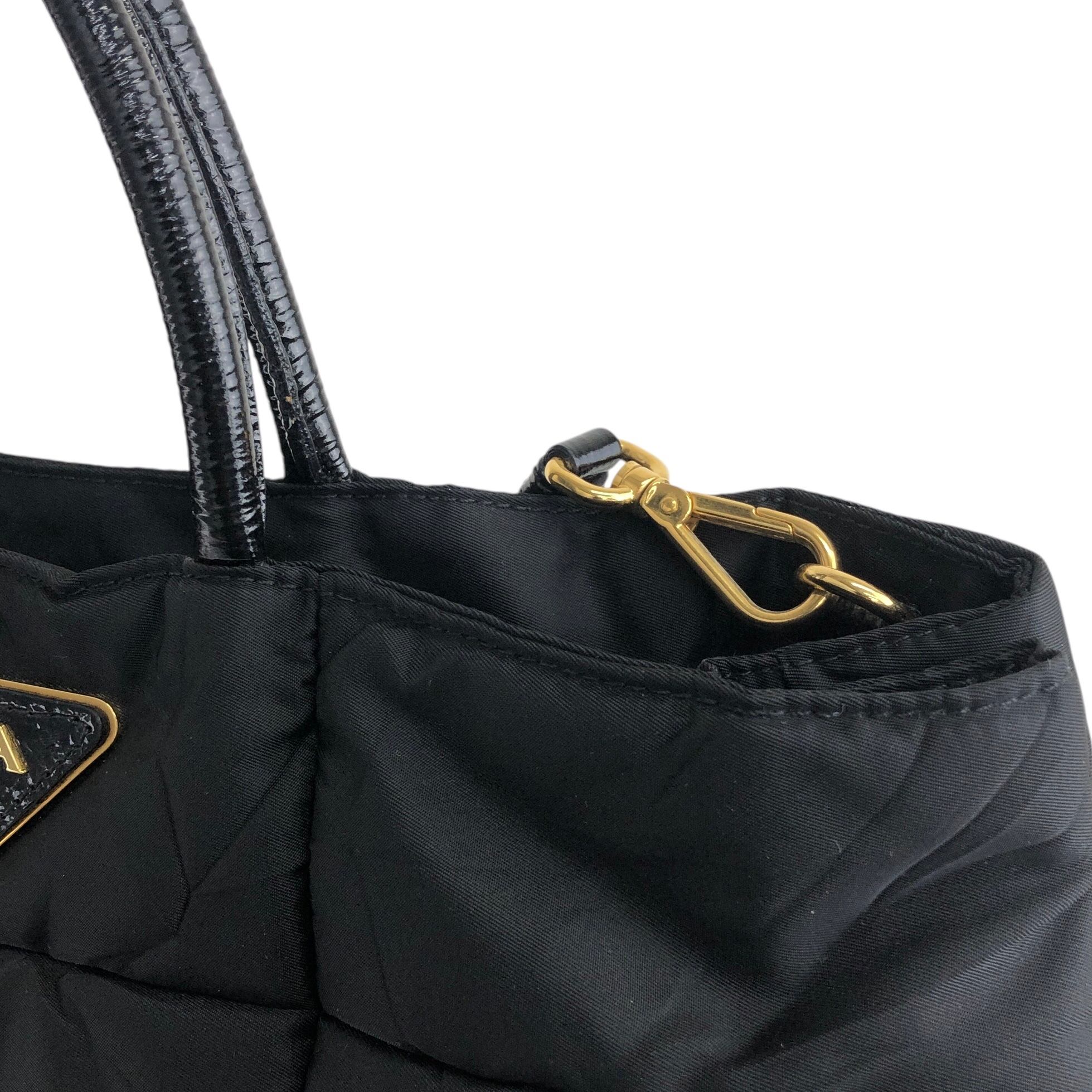 PRADA プラダ ショルダーバッグ ブラック トライアングルロゴ ナイロン