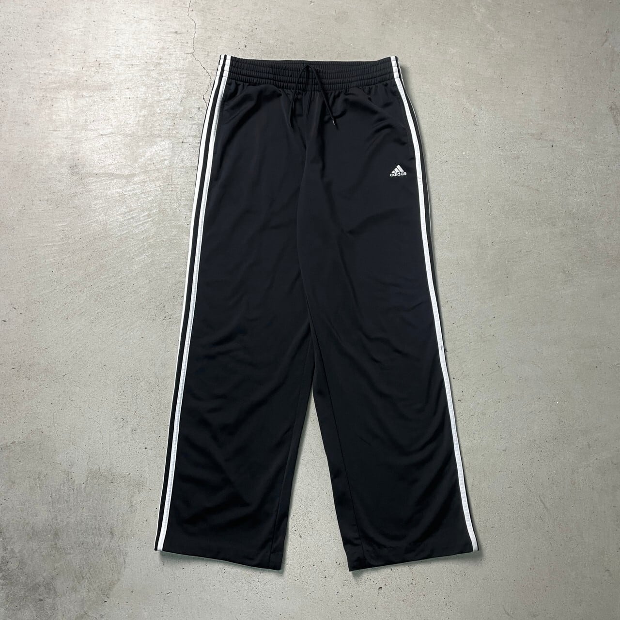 古着 adidas アディダス トラックパンツ ブラック 黒 ジャージ アディダス アディカラー クラシック トラックパンツ（ジャージ