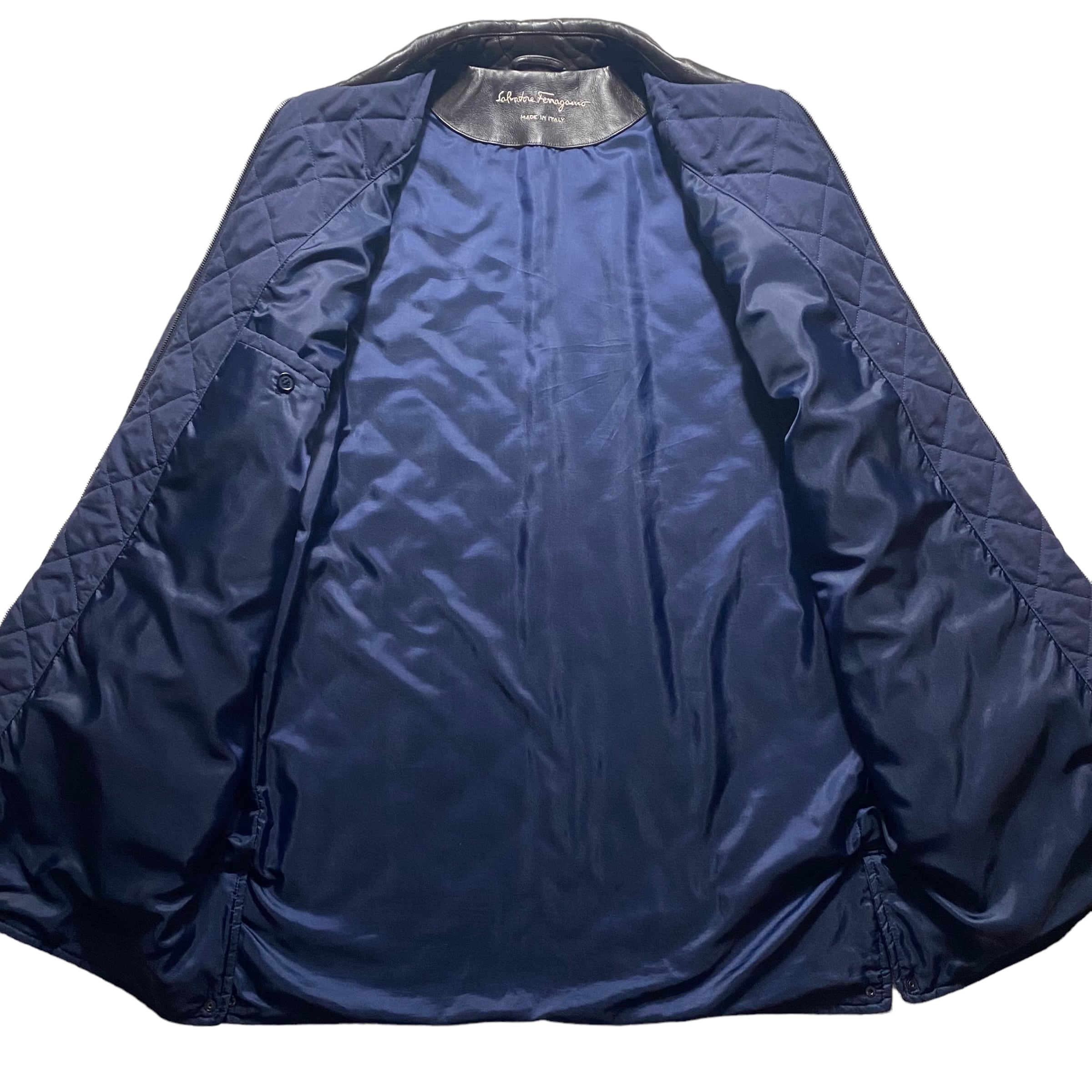 Salvatore Ferragamo ビンテージラムレザーコート Salvatore Ferragamo ビンテージラムレザーコート シンプルで