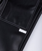 【#Re:room】FAKE LEATHER WIDE CARGO PANTS［REP243］