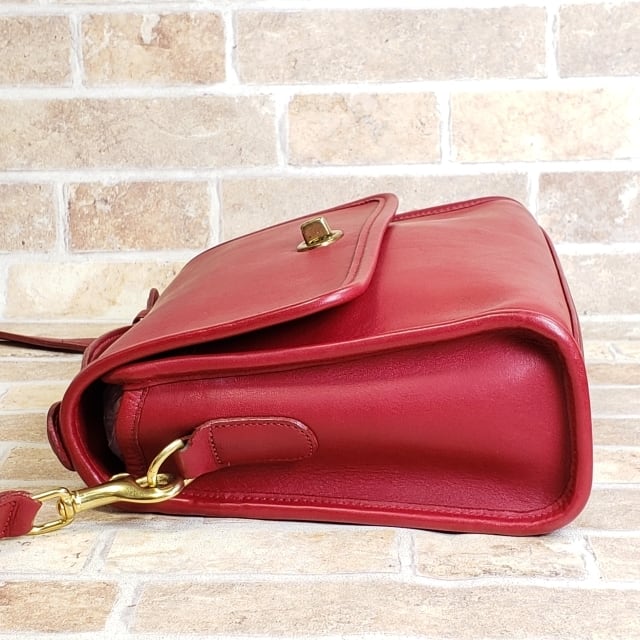 オールドコーチ ☆ レザー ターンロック 2WAY ショルダーバッグ オールドコーチ ☆ レザー ターンロック 2WAY ショルダーバッグ
