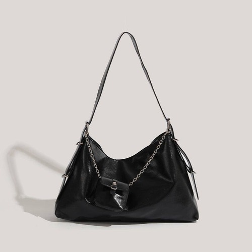 chain pocket shoulder bag / l0906