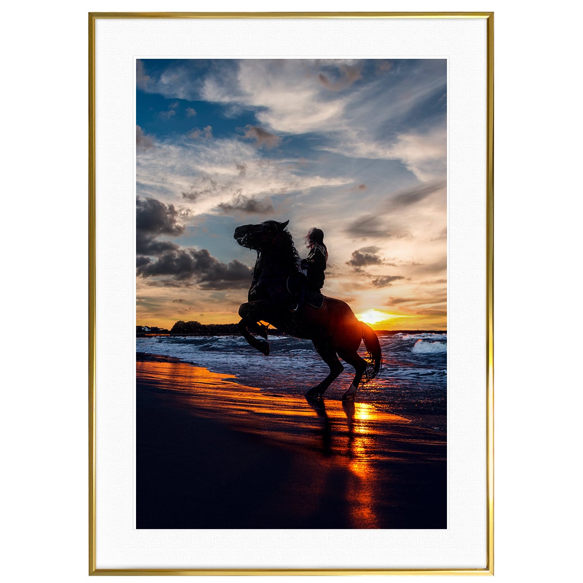 夕日写真 前足を高く上げる馬 インテリアアートポスター額装 AS1672