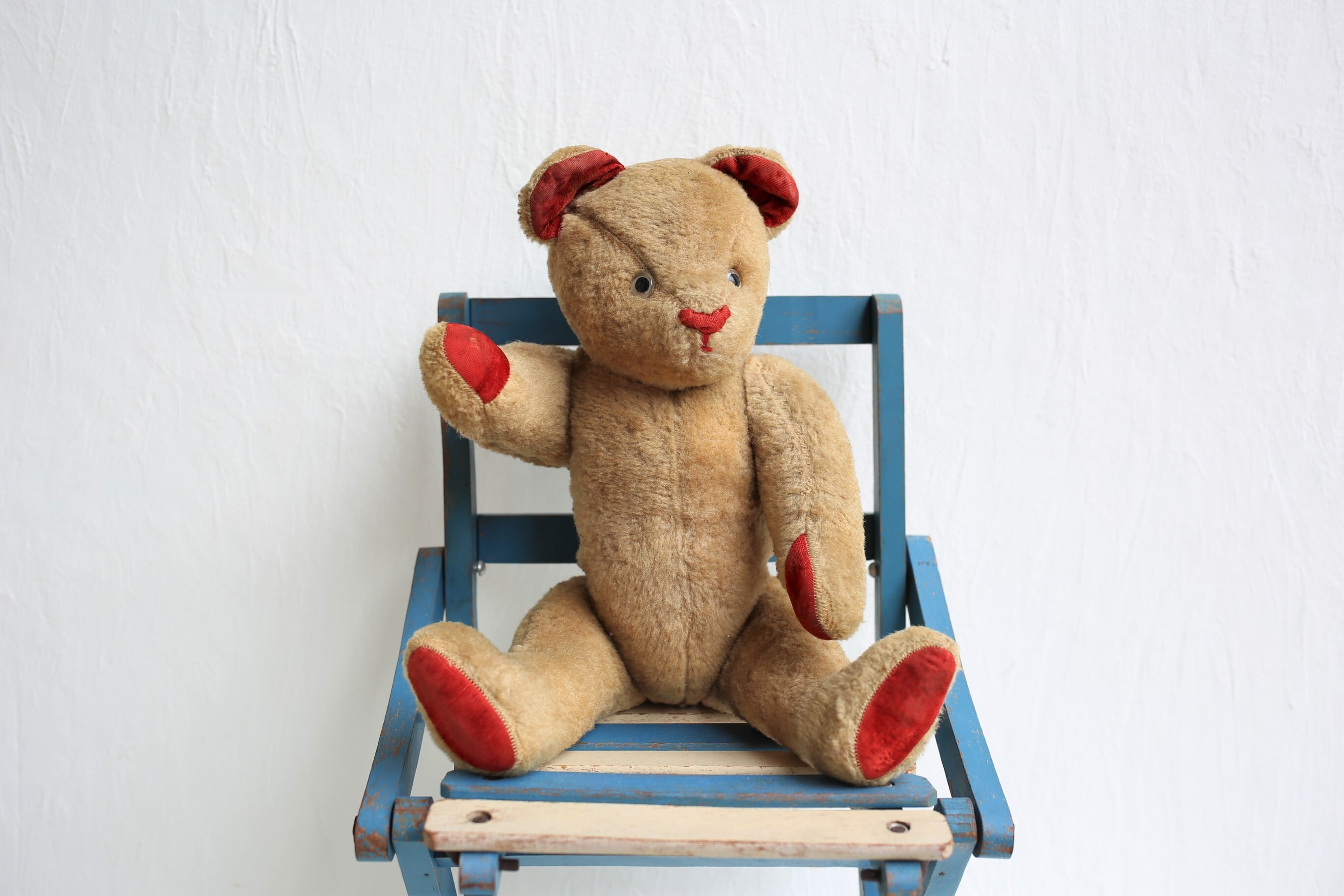 フランス アンティーク ヴィンテージ テディベア 『赤が映える可愛いクマ』 N-03791