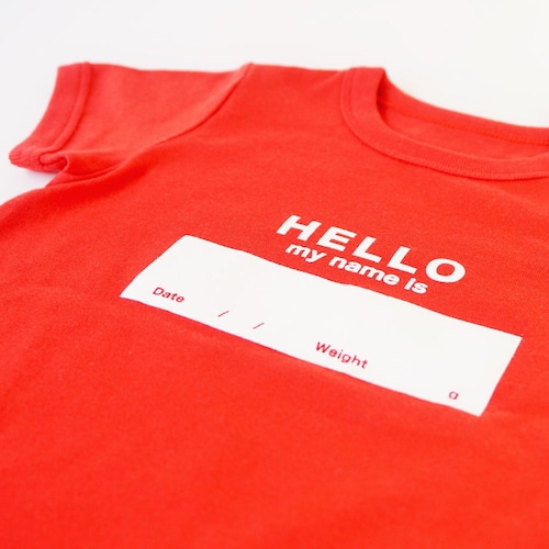 DRIBBLE "HELLO MY NAME IS" Tシャツ / RED