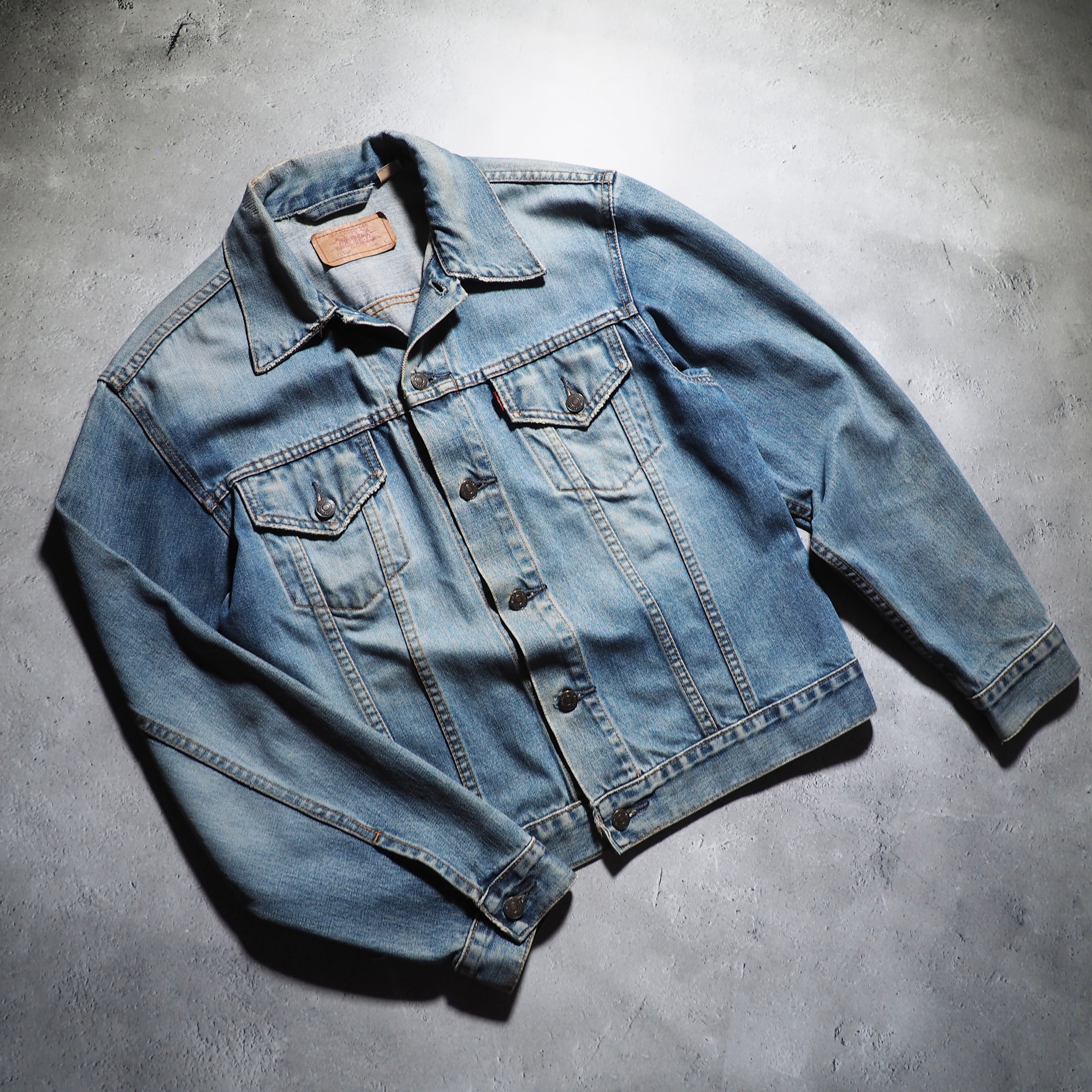 1990s ” Old Euro Levi's ” Good aging vintage loose Denim jacket