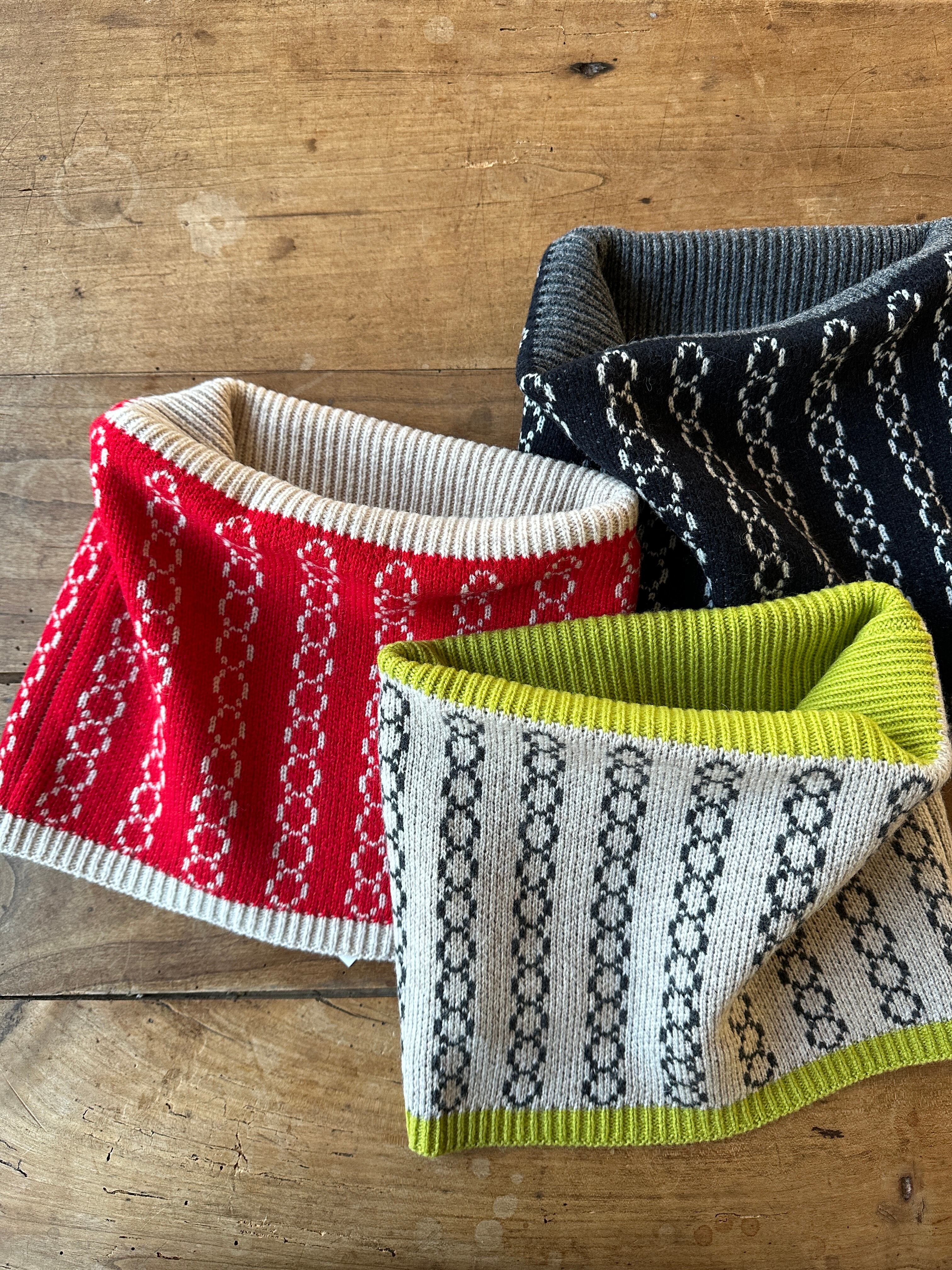 ■アトリエナルセ atelier naruse 　小花柄刺繍ストール　ショールマフラーライトグレーフラワーレディース0519【02F91】 アトリエナルセ ⁄ atelier naruse リネン ウール スモック ブラウス