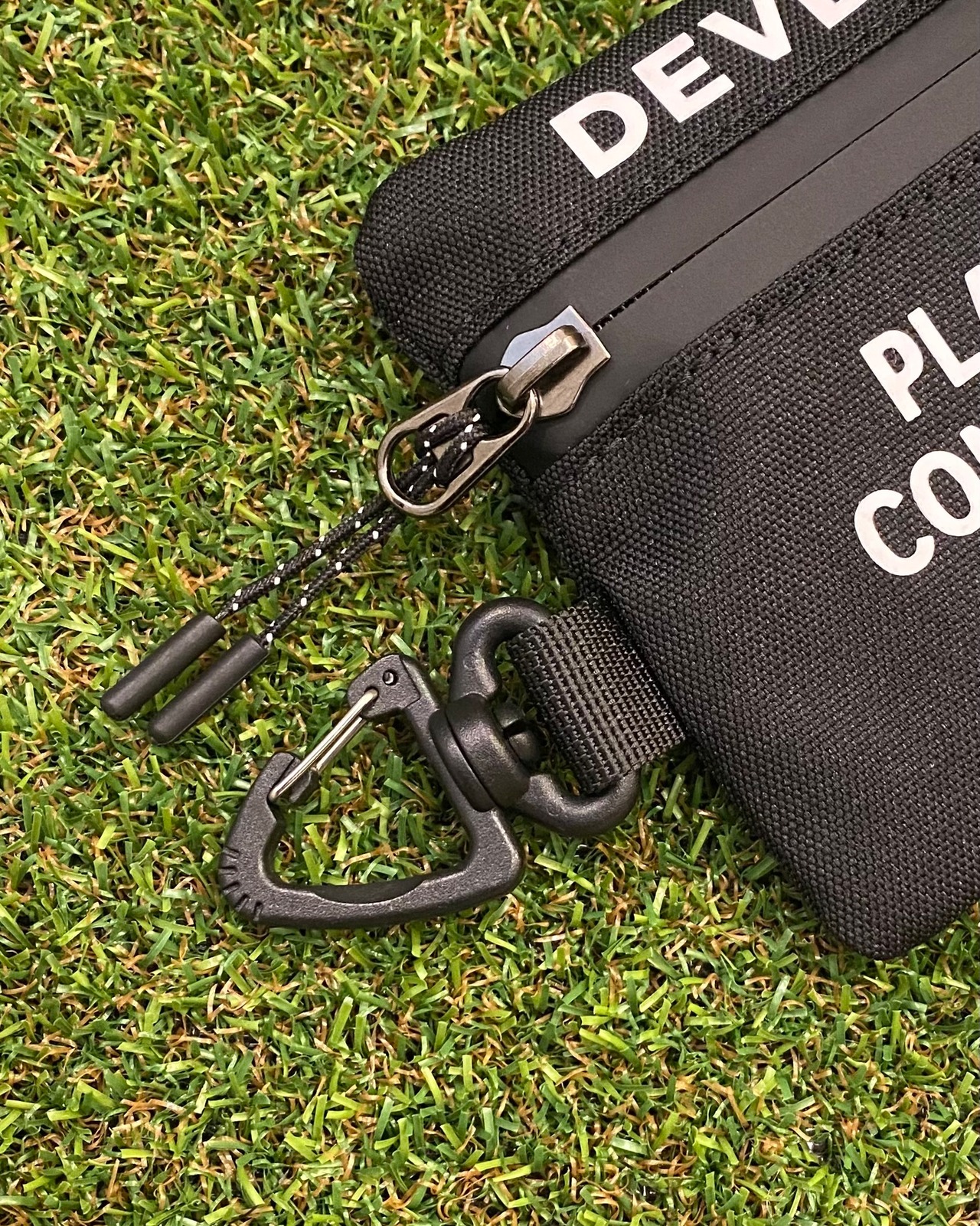 DEVEREUX GOLF】DVRXショルダーポーチ (BLACK) | Sandy GOLF
