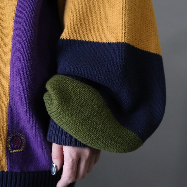 "TOMMY HILFIGER" good coloring over silhouette cotton sweater