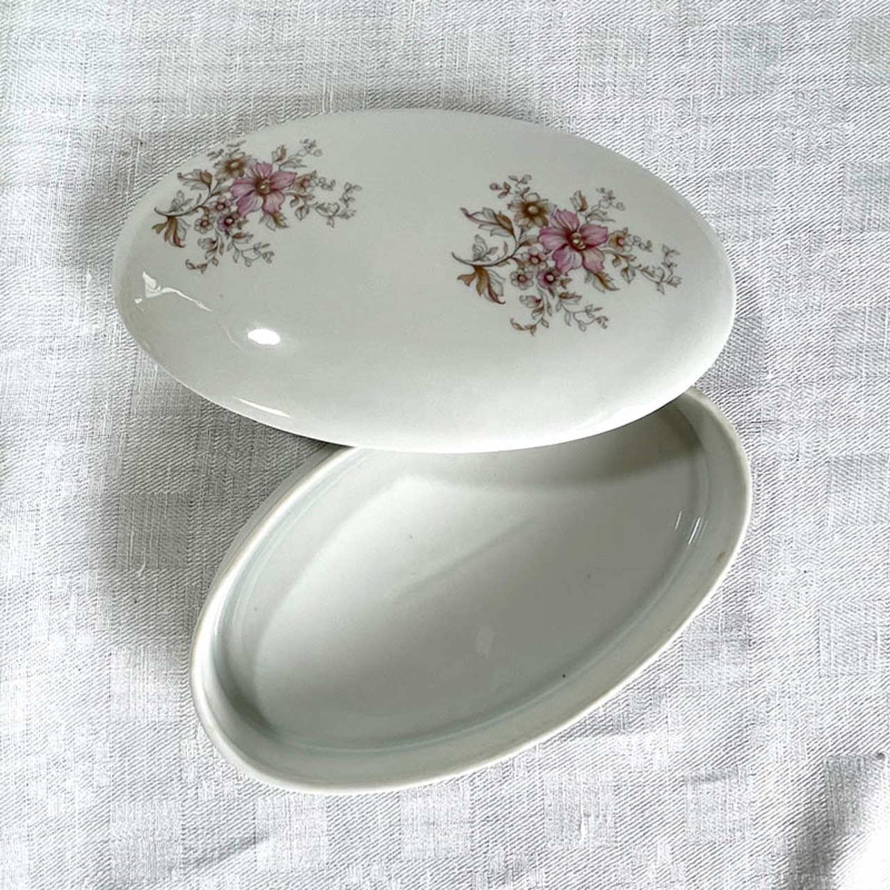 ボンボニエール　オーバル　ボンボン入れ　アクセサリー入れ Limoges リモージュ　白磁 12otdf9