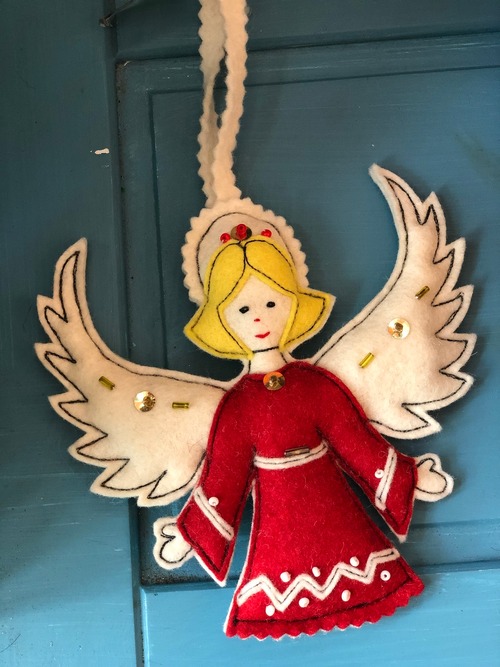 東欧　ハンガリー　天使　エンジェル　お守り　オーナメント　クリスマス
