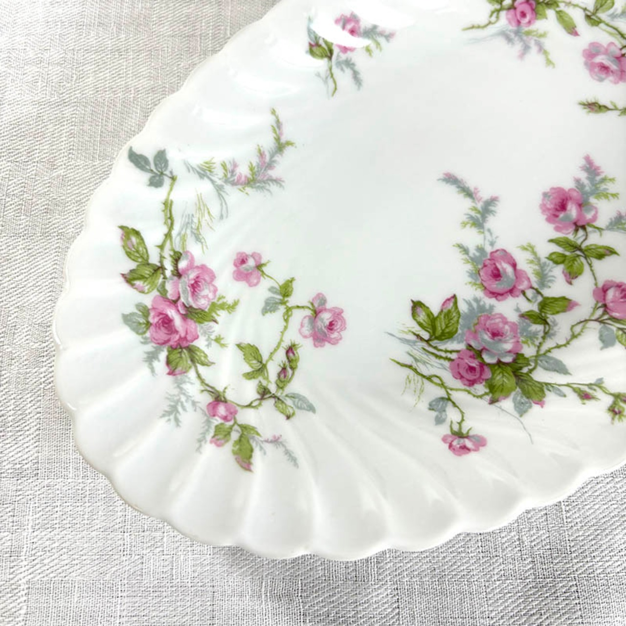 リモージュ　ラヴィエ　リムが綺麗なオーバルプレート　　オードブルお菓子 19twe10