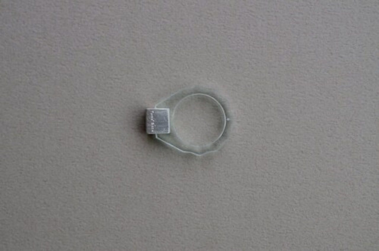 Tema’ Baco - Mizu “trapezoid-ring” SV ：Light Blue｜2025SS限定カラー（限定形状）／波の曲線×台形パーツ（Acrylic × SV925）