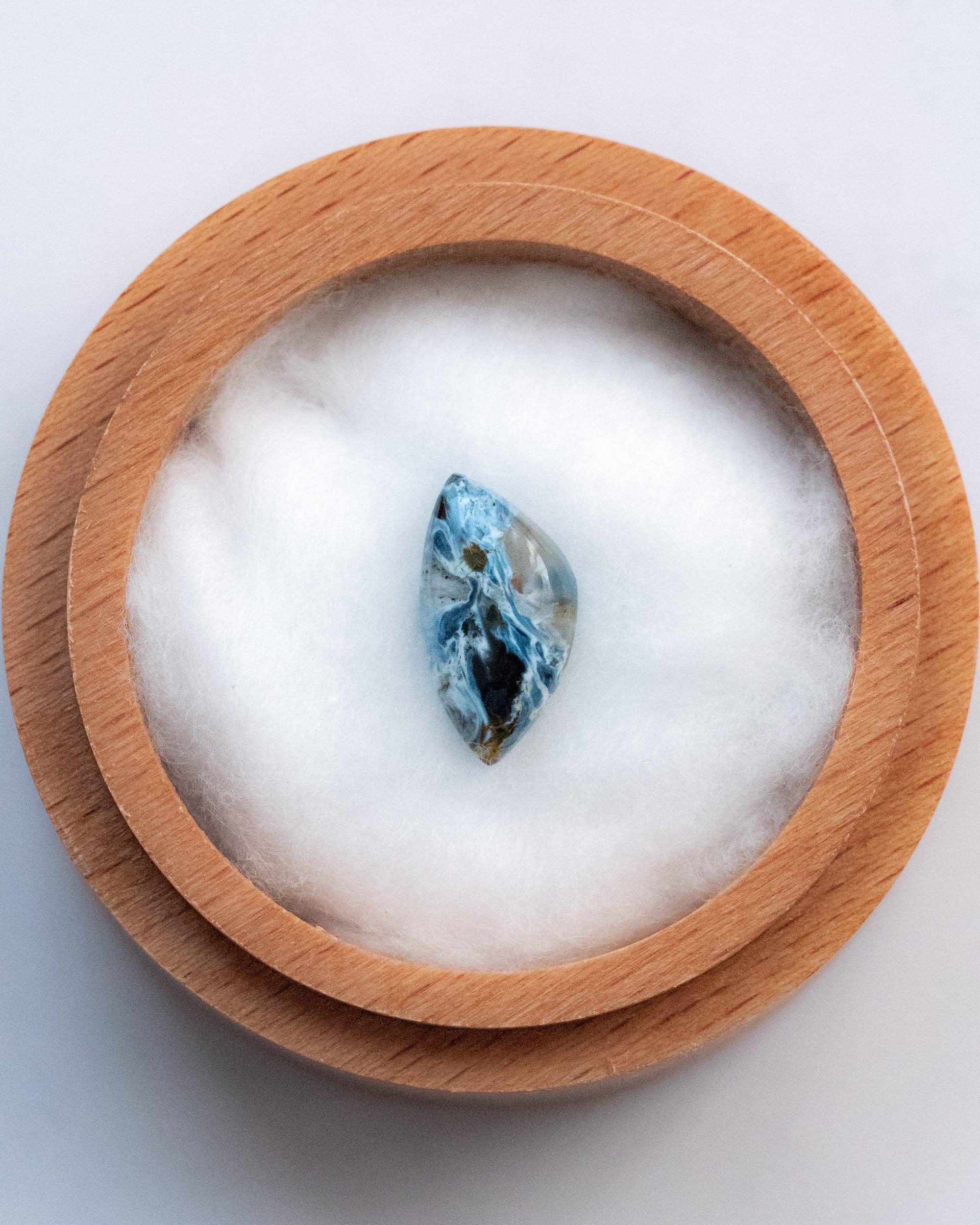 ピーターサイトとブルーサゲニティッククォーツ ブルー サゲニティッククォーツ 約10㎜ 高品質【ブレスレット