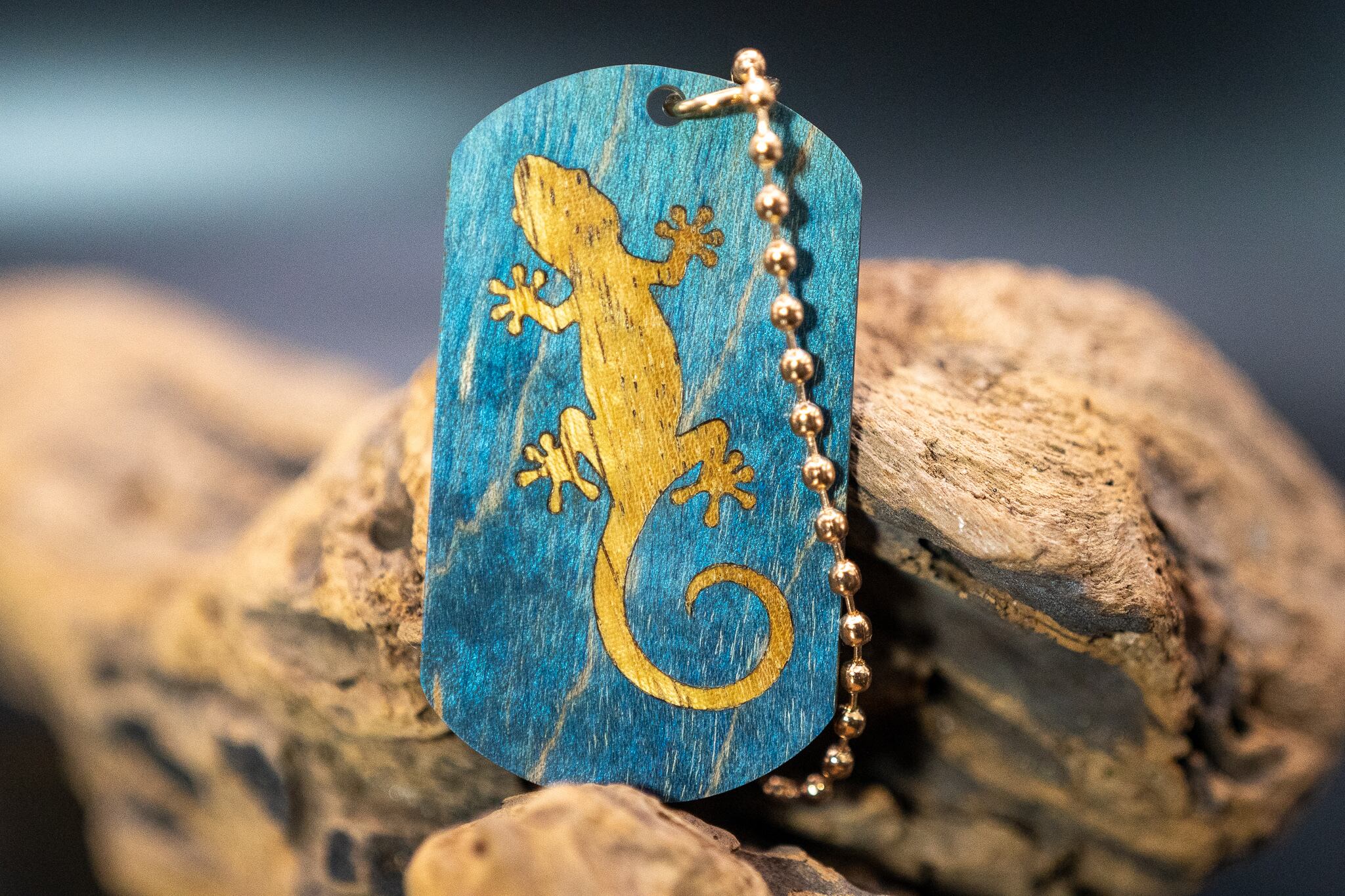 スタビライズウッド 楓 ドッグタグ 象嵌 木登りトカゲ