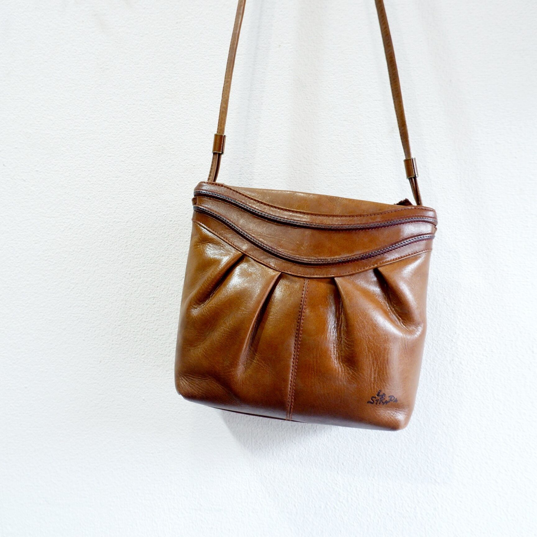 本革 story. ブラウン ハンドバッグ ショルダーバッグ レザー A4 鳴く 