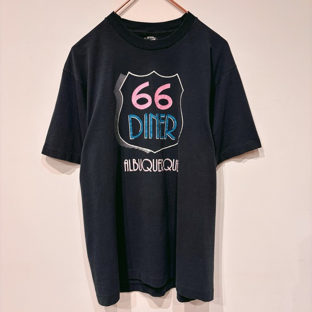 ◼︎80s vintage 66 DINER T-shirt from U.S.A.◼︎