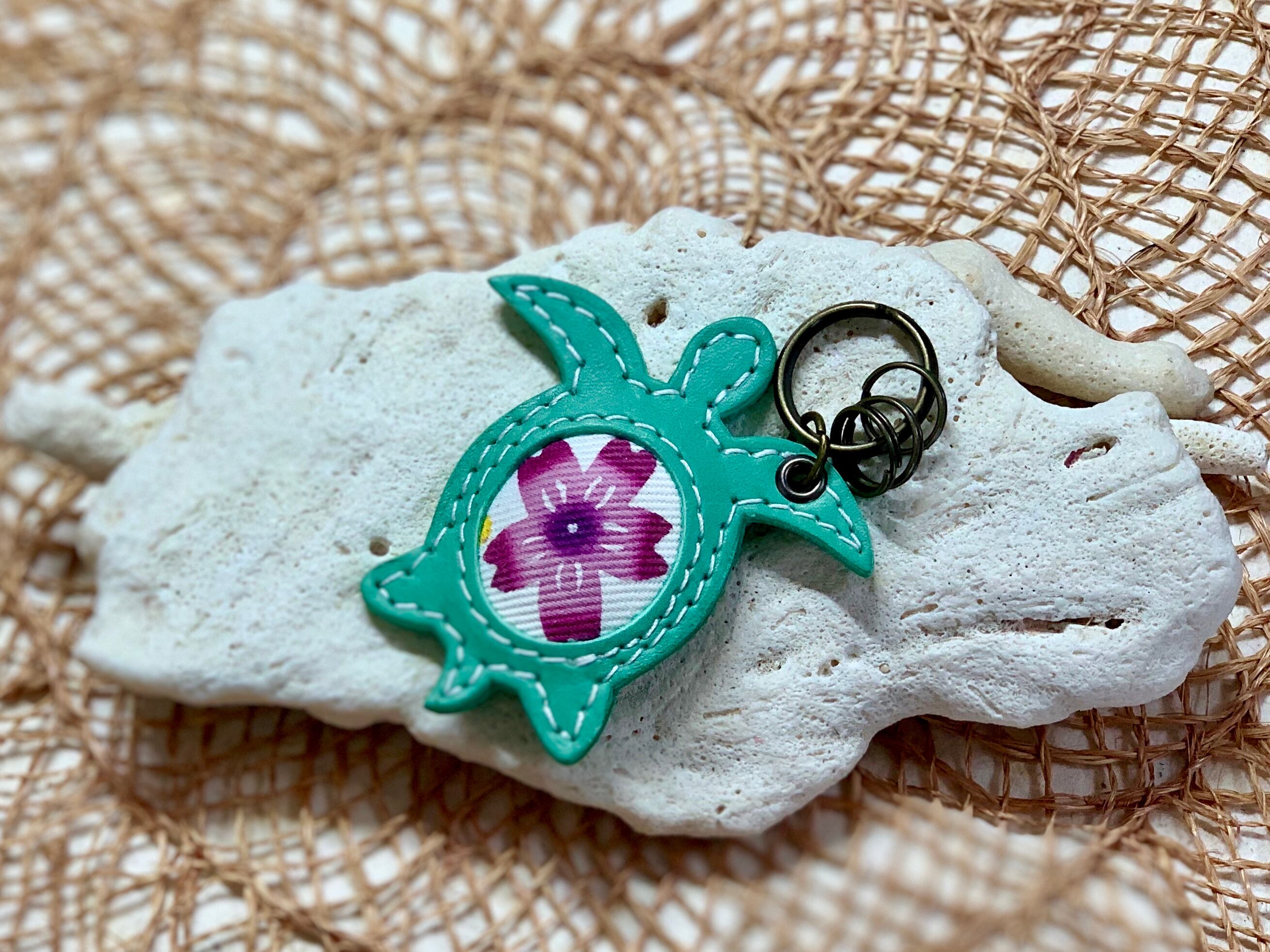 レザーホヌキーホルダー  マース（塩）入り