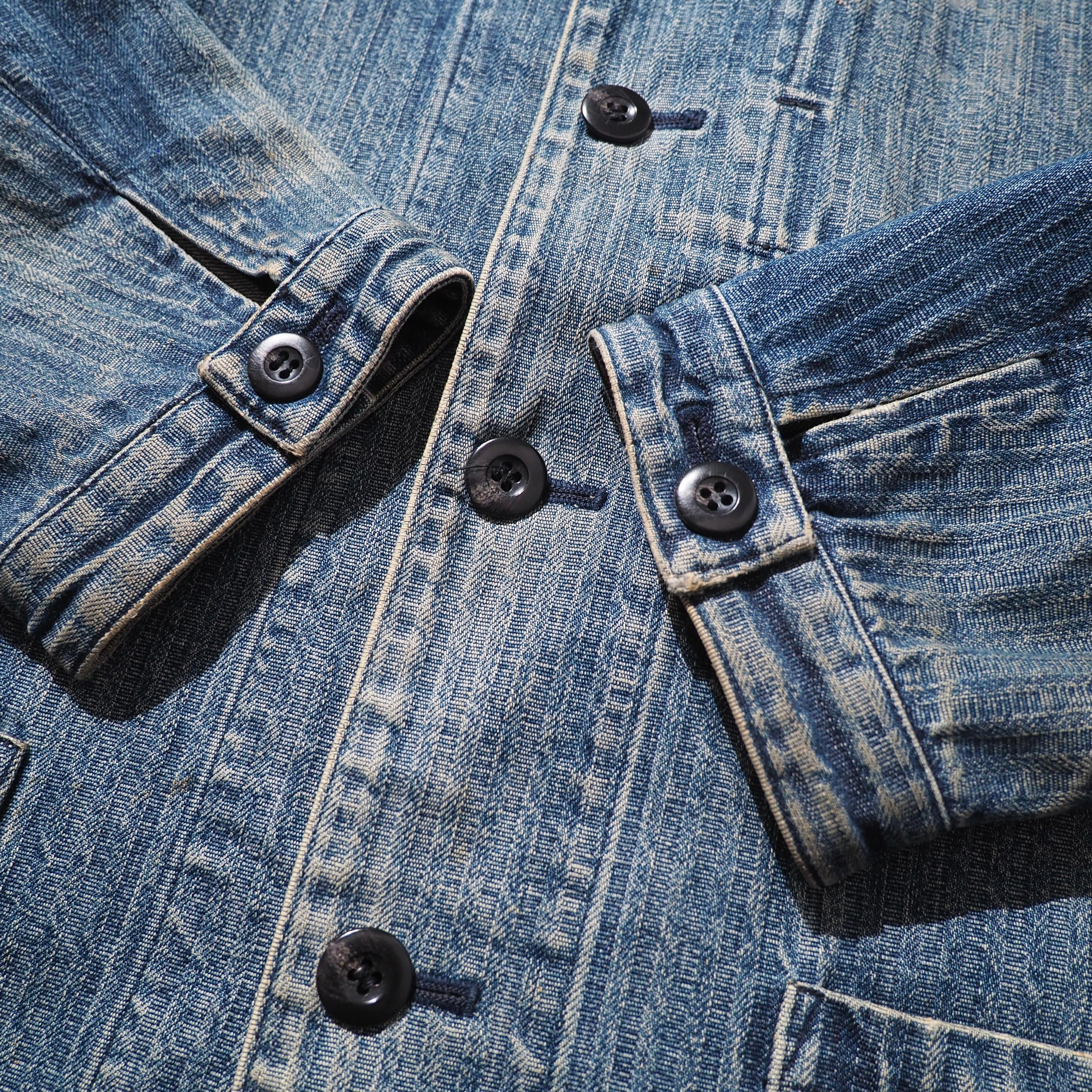 1990s " New Yorker " Beautiful Aging Indigo Denim vintage Cover All jacket