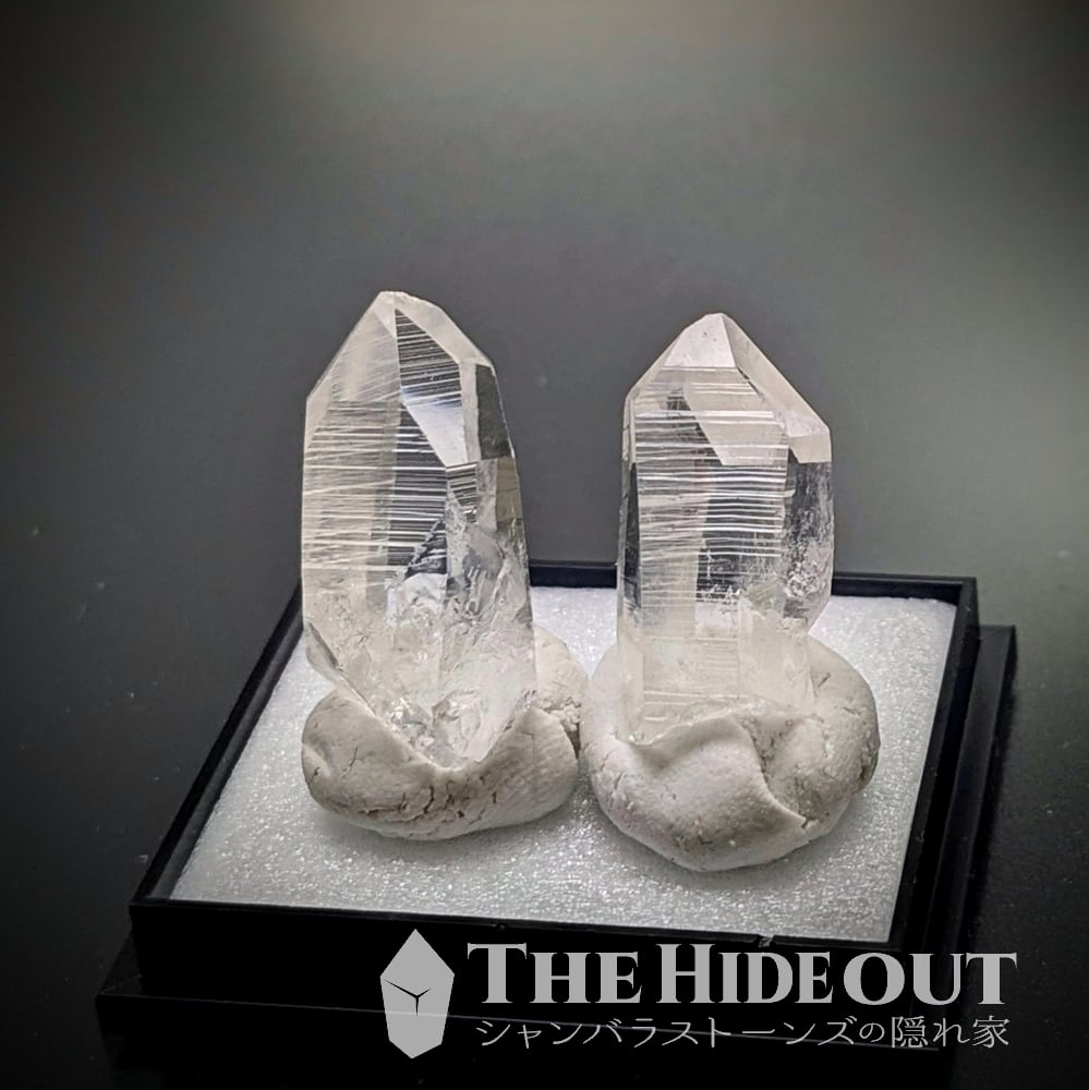 店長気まぐれ仕入れ品024 コロンビア産水晶原石標本 ゴリゴリレッジがゴリゴリすぎる