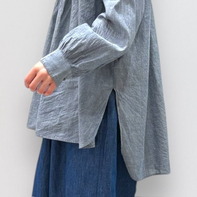 maison de soil HANDWOVEN YARN DYE NATURAL INDIGO CHAMBRAY BANDED