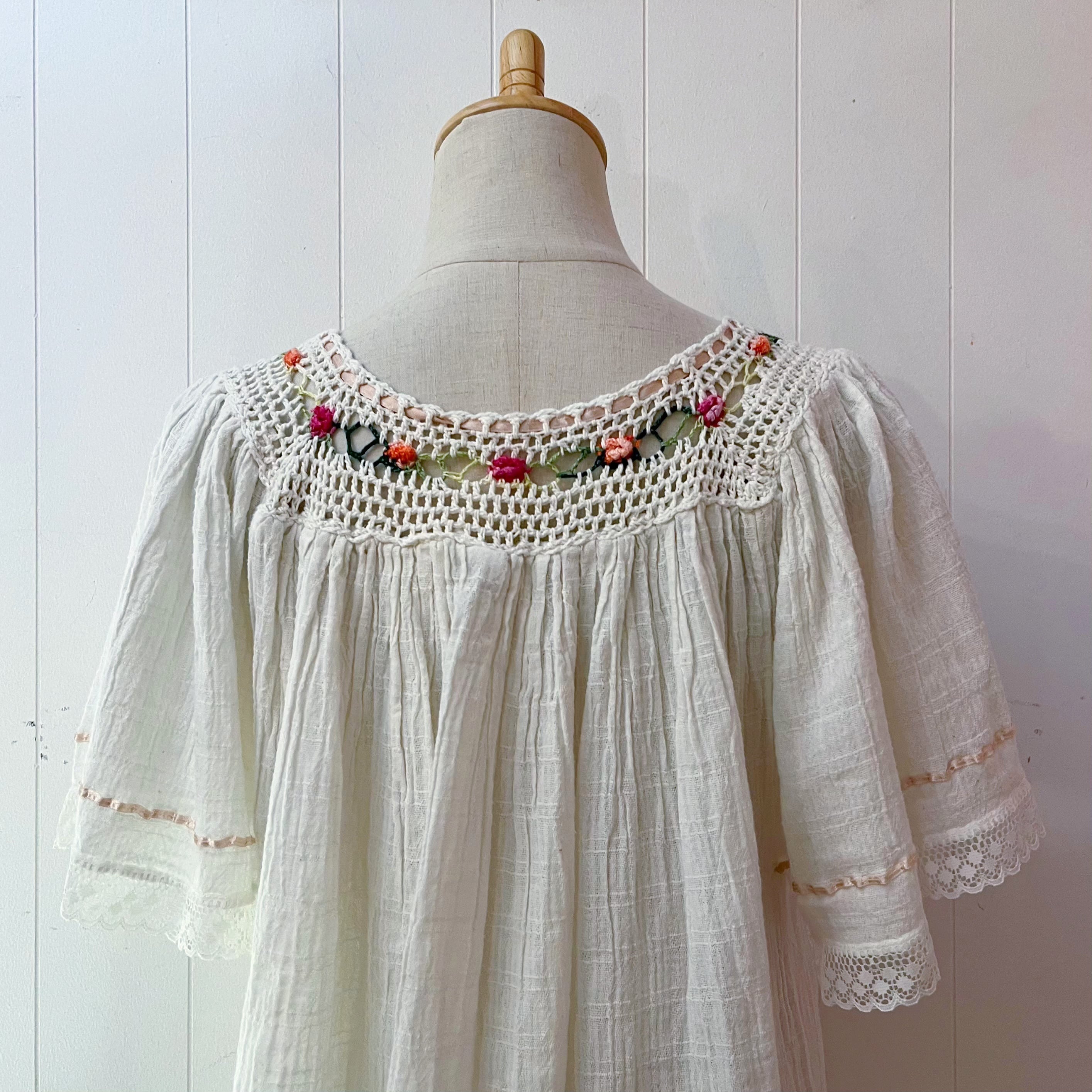 crochet ribbon bohemian blouse