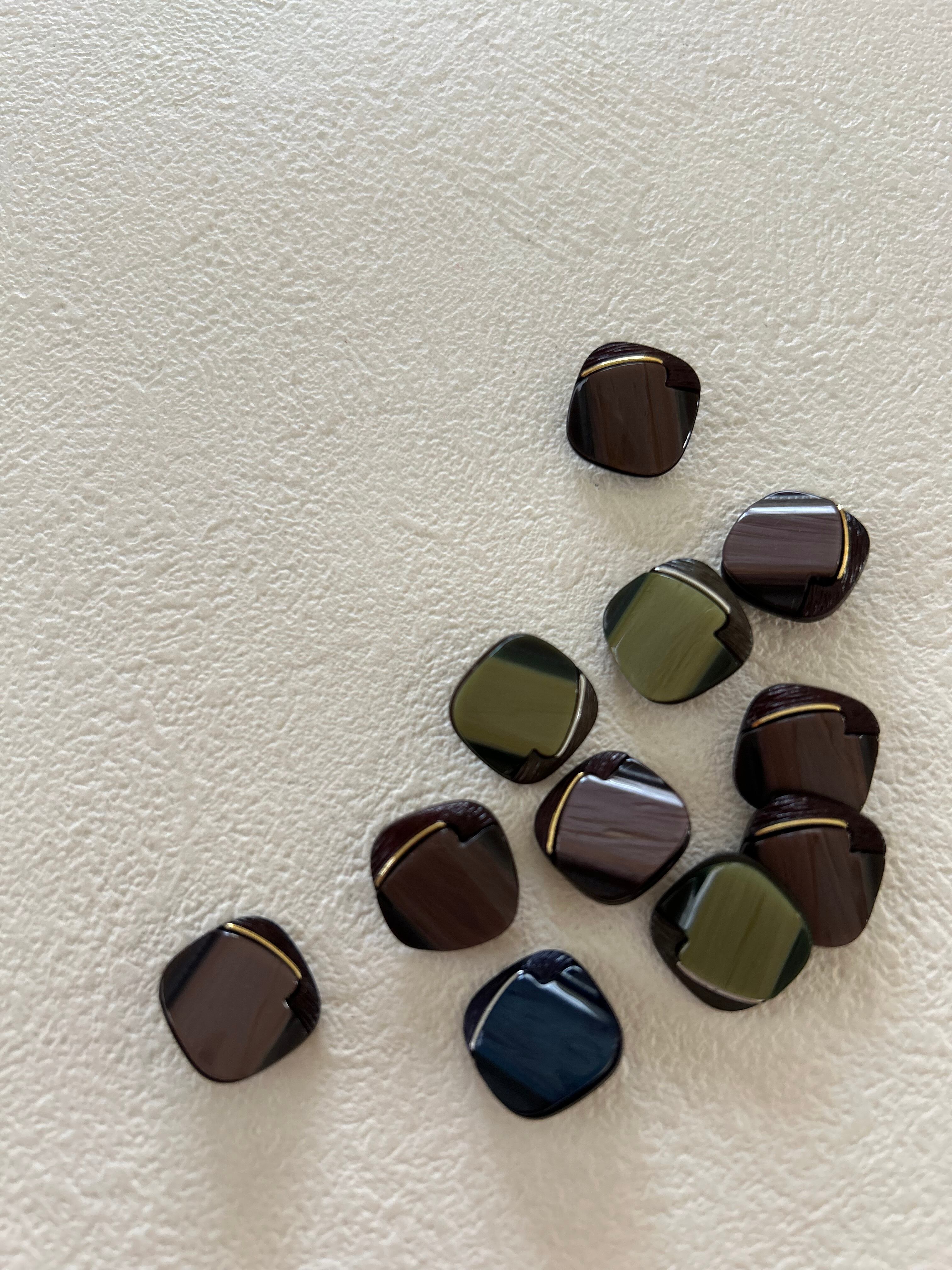 Japanese Vintageボタン レトロボタン 角なしスクウェア 13mm ブラウン/カーキ/ネイビー アクセサリーパーツ デコレーション材