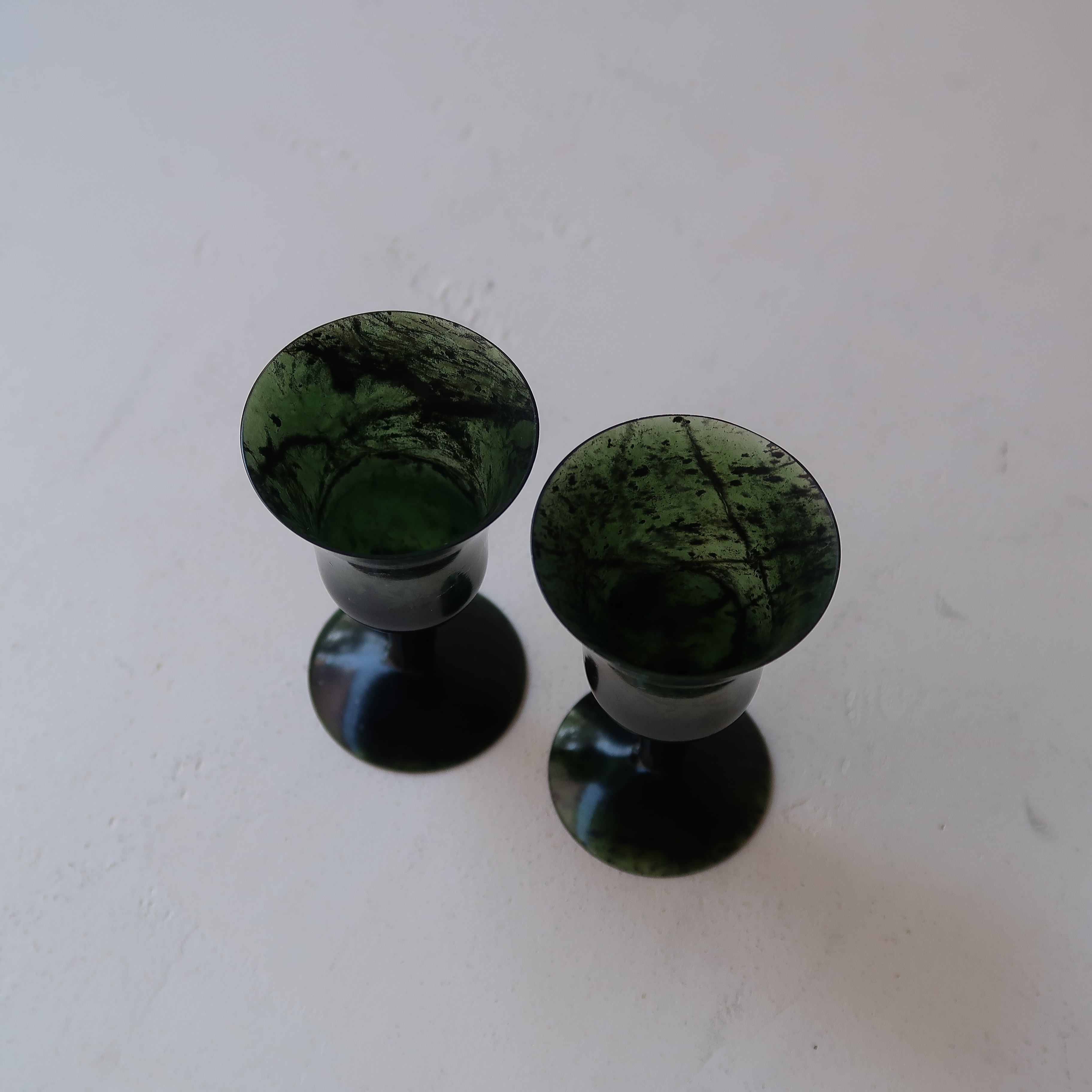 深緑の石の杯 | SUISUI