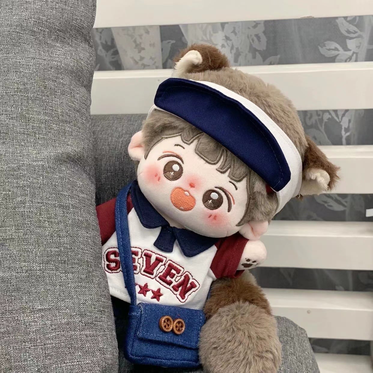 skullhong まとめうり　コート、スウェット、Tシャツ、帽子、ぬいぐるみ 20cmぬいぐるみ用 スポーティー トップス＋パンツ＋靴下＋バッグ＋帽子